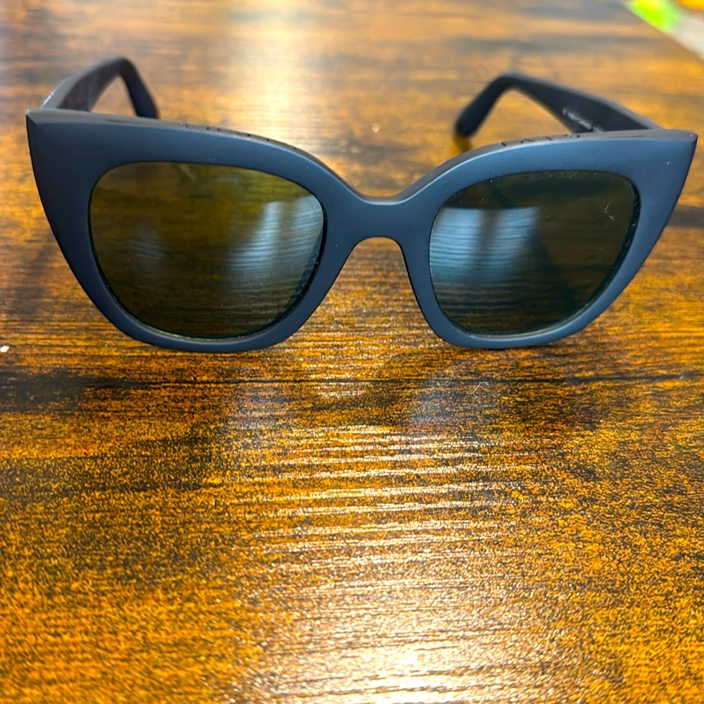 TOMS Sunglasses